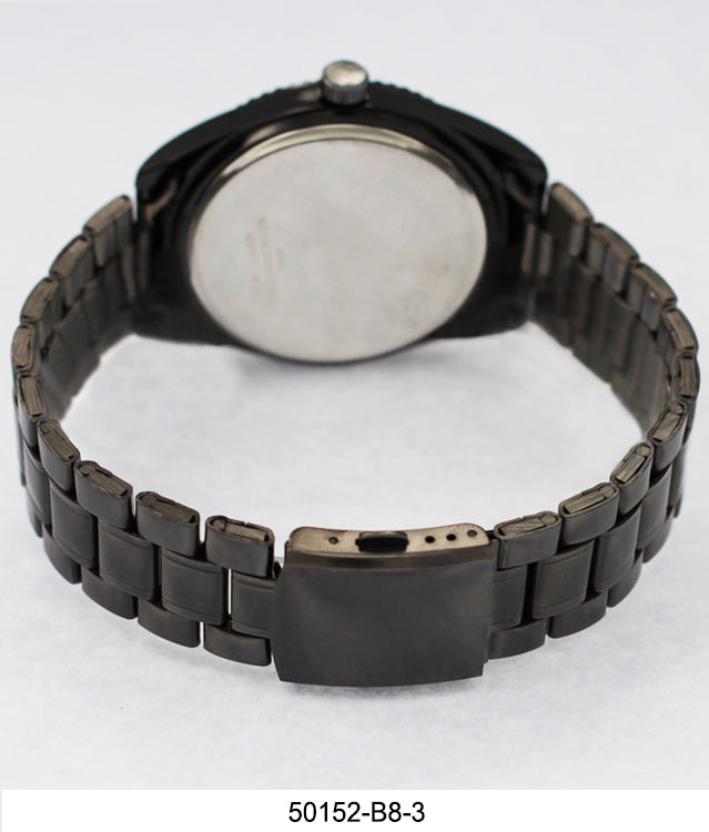 5015 - Reloj con banda de metal en caja