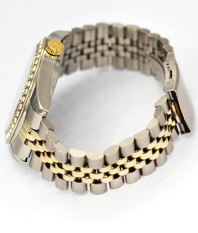 5031 - Reloj con correa de metal