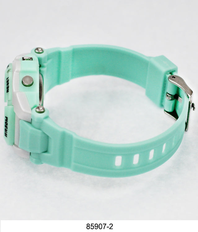 8590 - Reloj digital